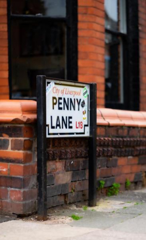 The Beatles house - Penny Lane - Contractors -Relocating-3bedroom